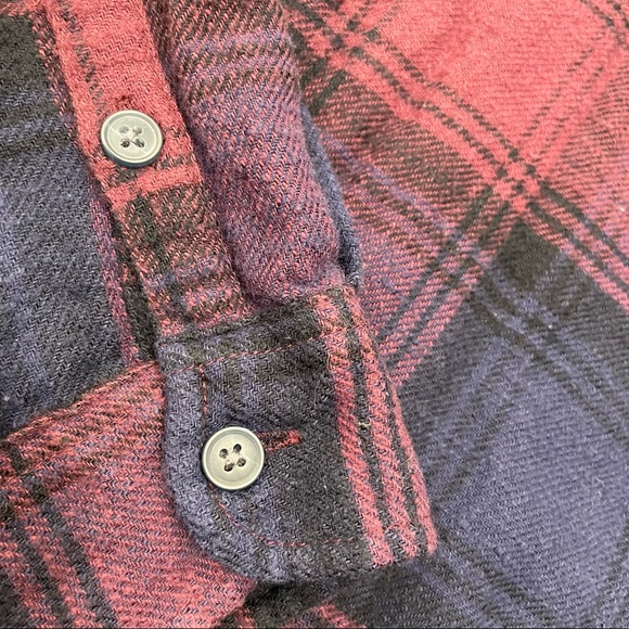 BOYFRIEND FLANNEL - Picture 3 of 8